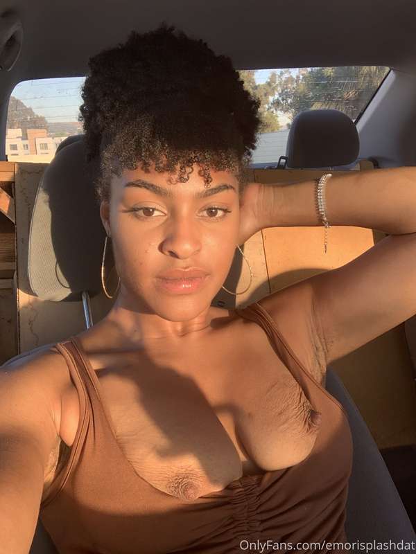 I hope you like car content in public baby 💗💦 3