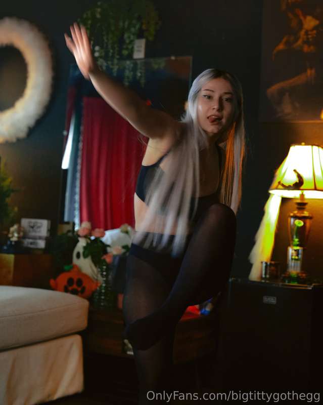 1637x2048_047656cd901f9a659792dc5a207b81a2.jpg