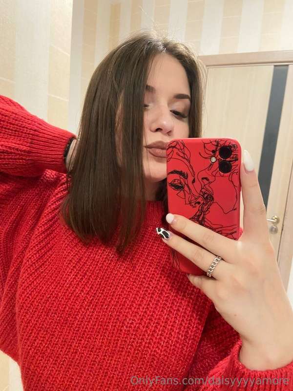 Red 💋🍷🍓