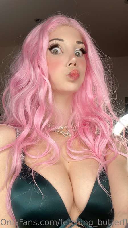 Hellooo, I’m really busy with college atm my bachelor projec.. 9
