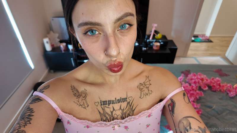 💋 