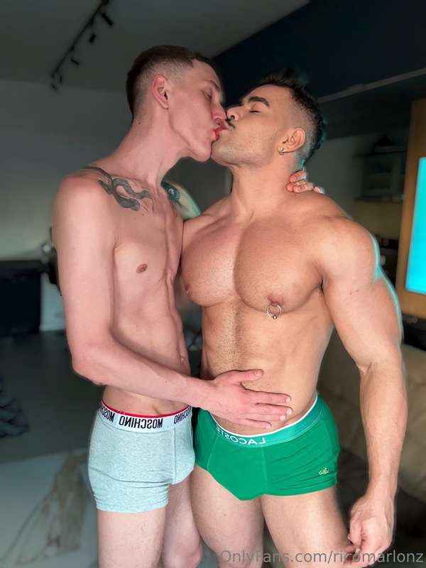 FULL VIDEO - Rico Marlon e Tim Gottfridxxxhttps://onlyfans.c.. 4