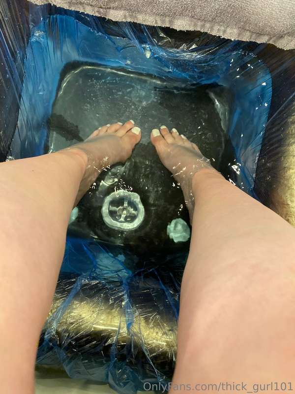 Thick_Gurl101 - Onlyfans - 28 Oct, 2023