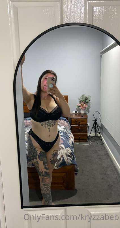 Kryzzabeb - Onlyfans - 20 Mar, 2022