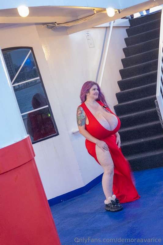 A few shots from the boat party the other night! I didn't ta.. 30