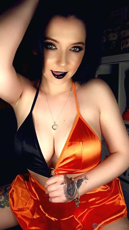 Fallenthorns - Onlyfans - 11 May, 2025