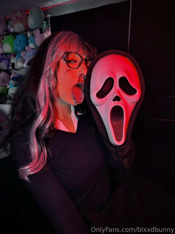 👻 5
