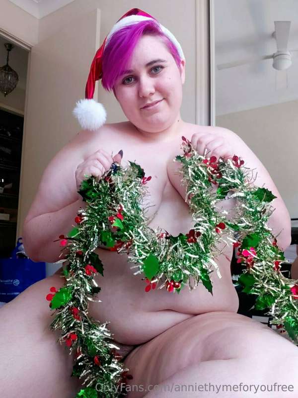 Can I be your decoration this year!