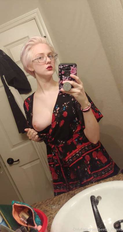 Kinda look like a lesbian