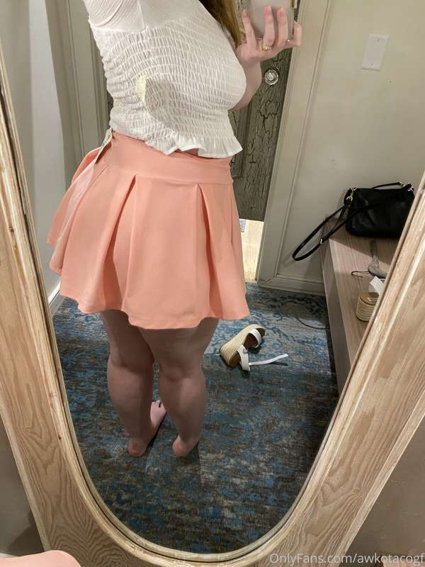 Cute outfit try on that got my imagination going, I’m sure t.. 2