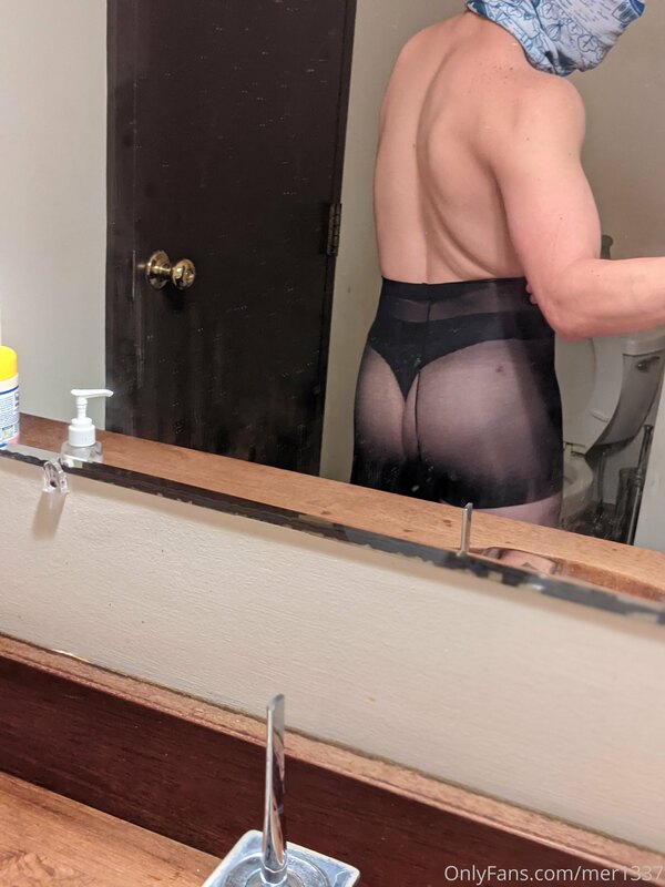 Felt frisky at work today ? 5