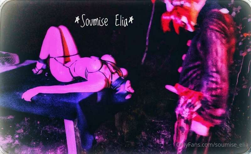 I love this position to suck 😛🔥  J'adore cette position pour..