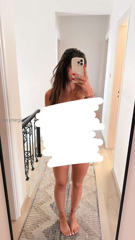 Happy Sunday 😏😏 auf meinen VIP Kanal gibt es das Foto gratis..