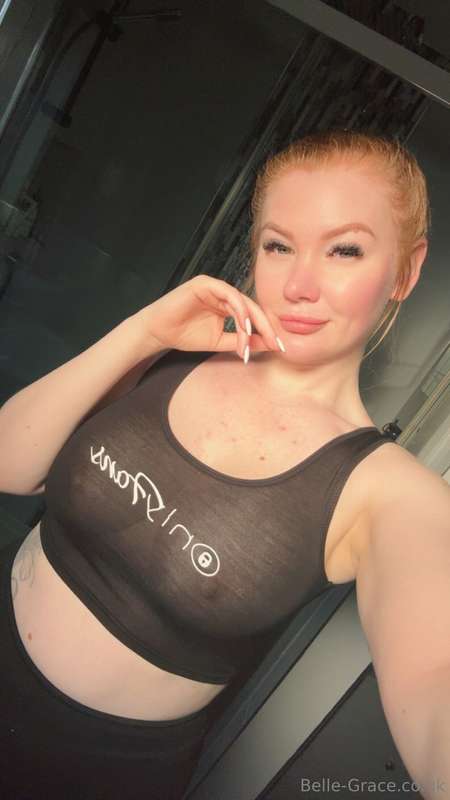 I think this top is see through. I could be wrong tho…