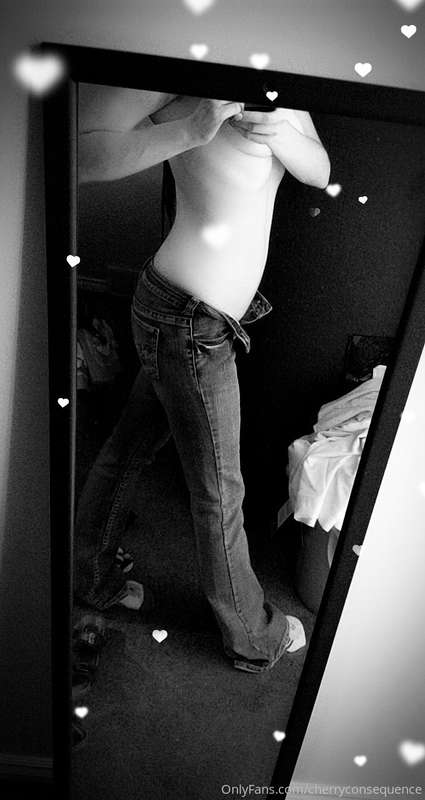 Jeans ~ they're fun to take off me  Happy October everyone! ..