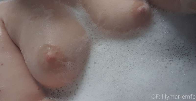 Winter nail polish + winter bath ❤️ (January 2019.)

[Origin.. 2