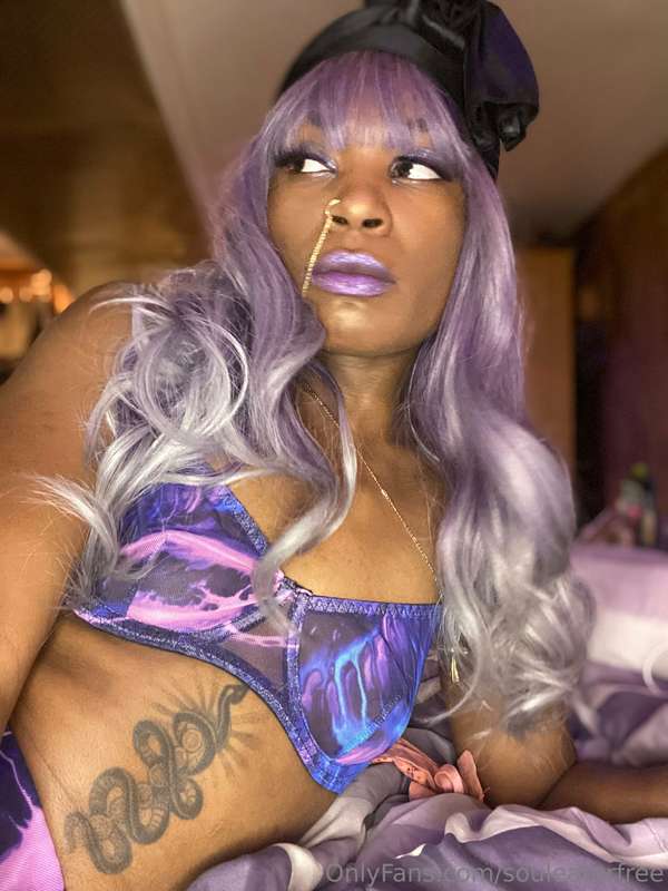 Hey My Luvs May I be your fortune teller? 🔮 Tell you all the.. 3