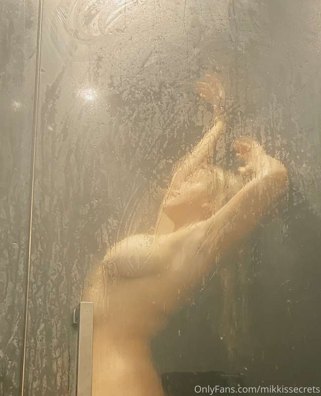 things are gettin steamy🤪👀