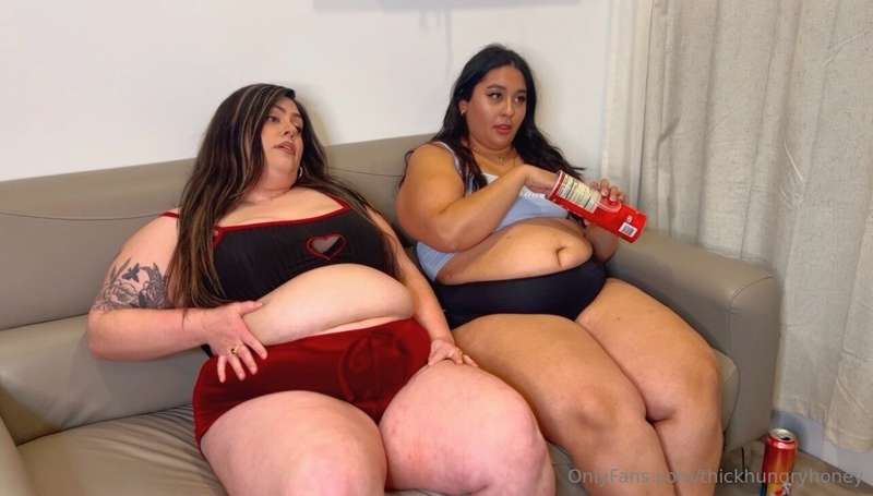 Two hot fatties stretching is definitely better than one 🥵🐽 11