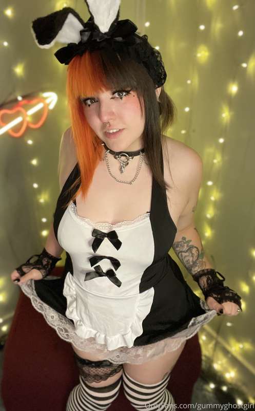 I’ll be your little bunny maid 🖤 I’ll cook, clean, and be yo.. 18