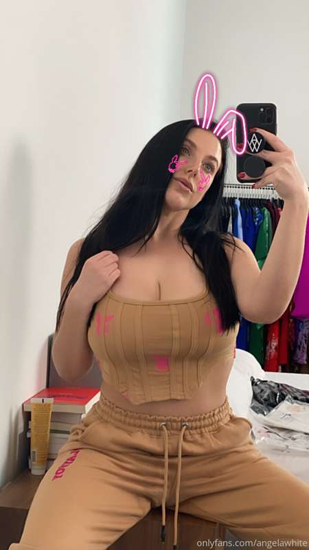 Like if you would suck my nipples through this mesh 😜 Which .. 12