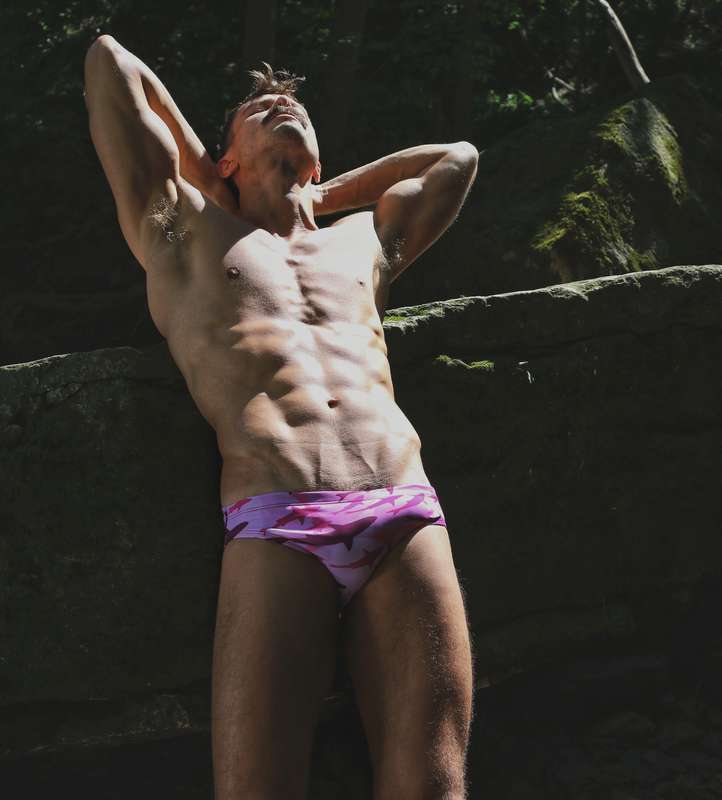 Is it Summer yet? A few more shots from my swimwear shoot  📸.. 2