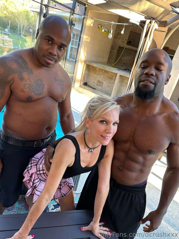 Fix shows up with DCrush on the first full body work out and.. 1