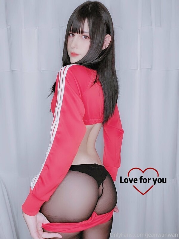 Good morning!
Enjoy some of this cute and spicy photos from .. 1