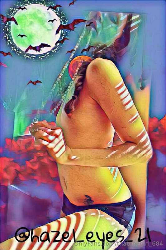 # ***bite my neck baby and watch me beg on my knees*** 🕸️ @h..