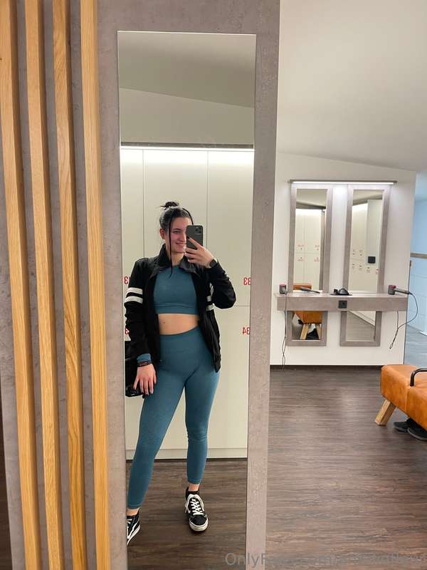 Wie gefällt euch blau an mir? 💙🦋🫐