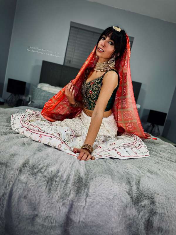 Your perfect desi wife ♥️ 8