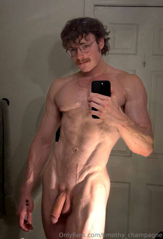 Is my cock looking nice today???Also, I just recorded a new ..