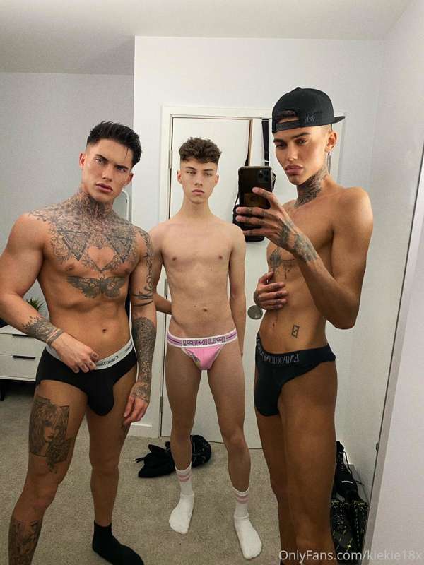 Hope you’re excited for the content I made with @levicam 😇