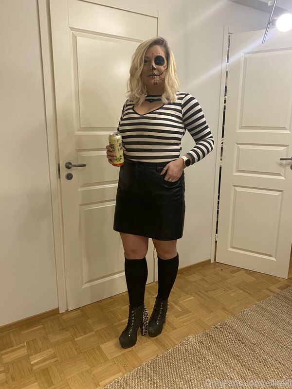 Happy halloween?? 3