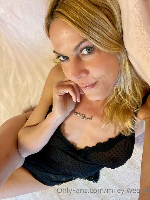 What’s up ? 😋😋 Alles gut ?