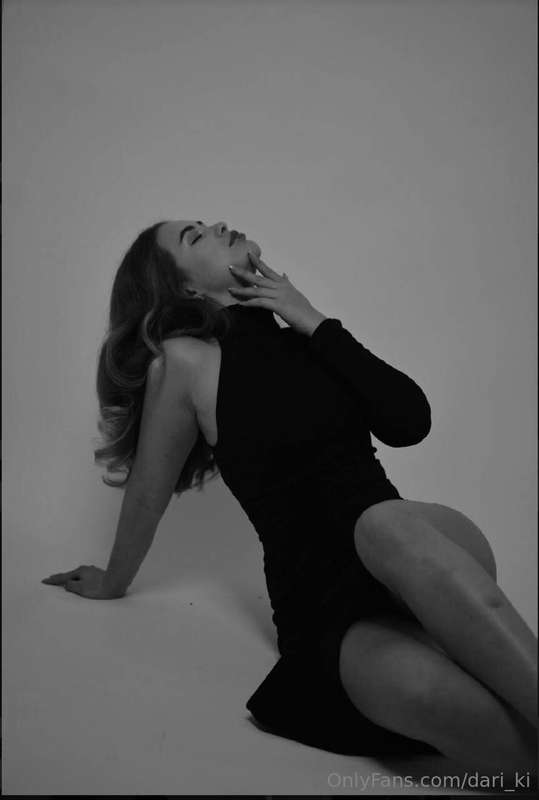 Femininity is like an enchanting melody, and the black dress..