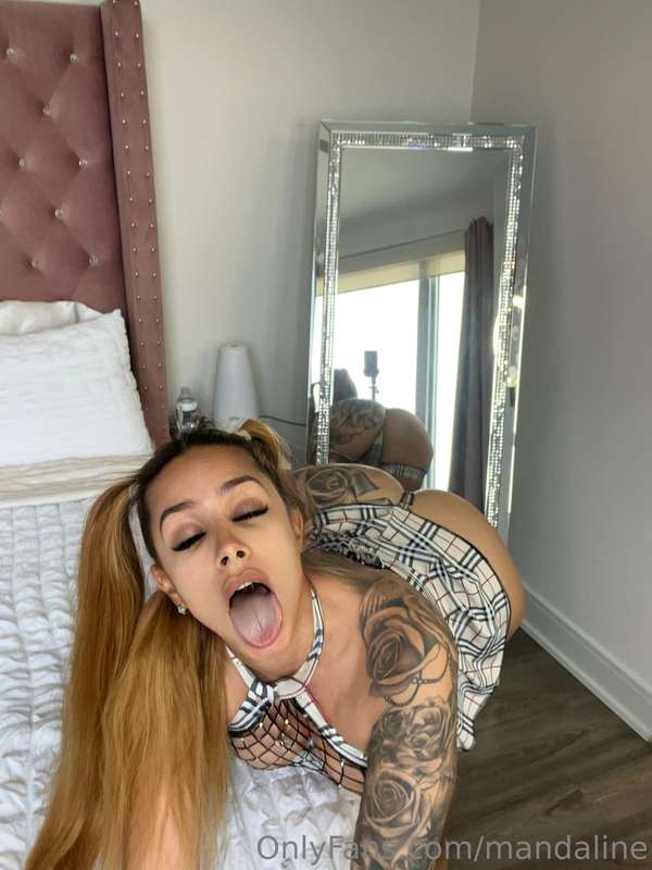 Let’s FT daddy 😘 😈 👅