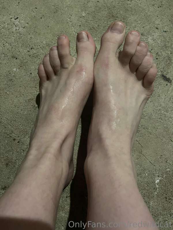I can do magical things with my feet. Would you like to find.. 1