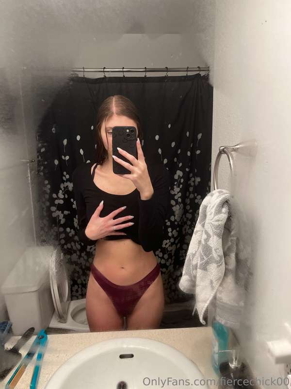 Who wants this pair? ♥️CLAIMED  1