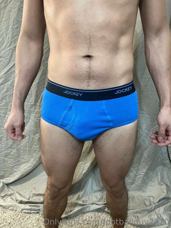 PVT Martinez shows off his goods lol set 5 1