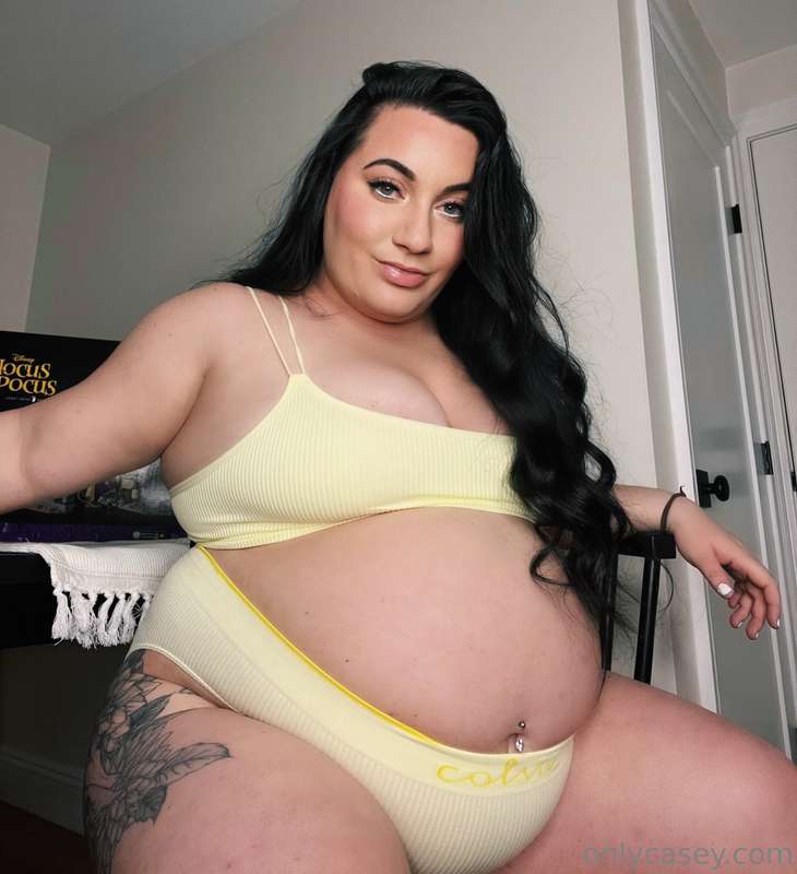 Thicker than ever 🥵🍟💛 5
