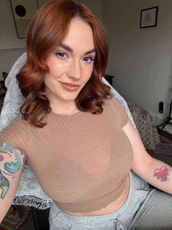 Mommy got her hair done today and it looks soooo good! 🤪❤️ S.. 2