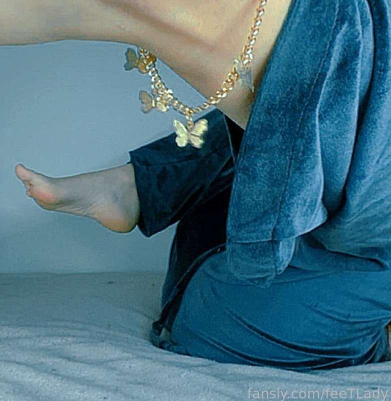 Feetlady - Fansly - 28 Oct, 2023 1