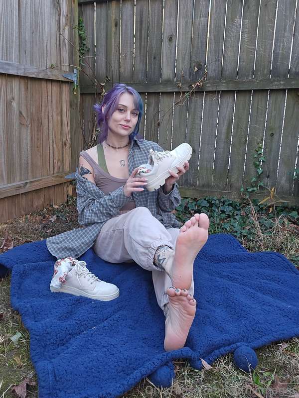 Would this be a suitable picnic for you!? 🤭I don't think I'v.. 9
