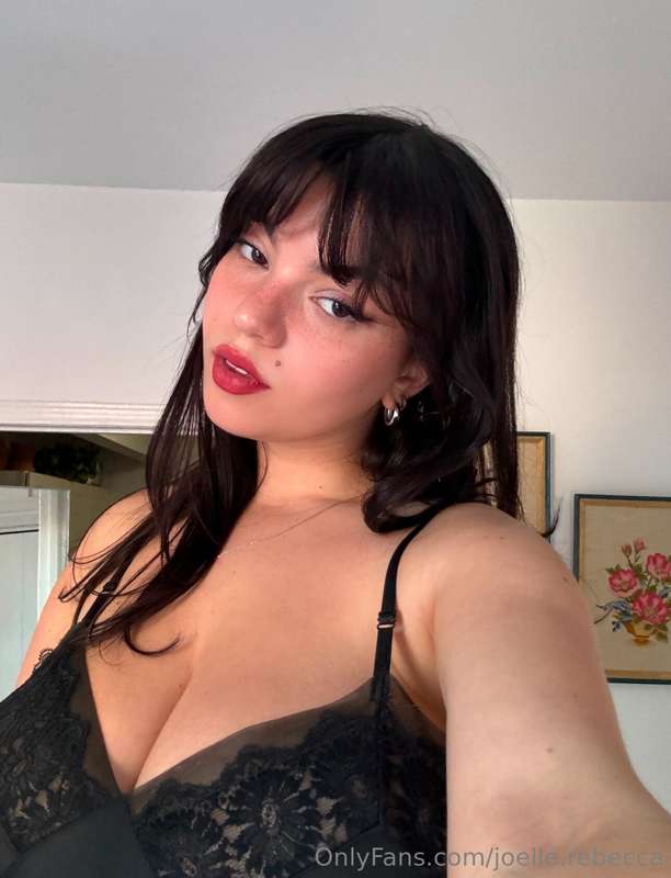💋 1