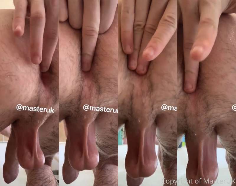 Eat my ass👅 would you? Look at how my dick and balls hang li..