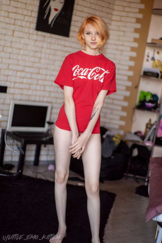 woo its the weekend! got any plans? I will be posting a new .. 3