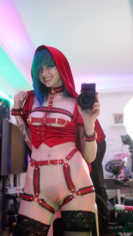 Little_Emo_Kitten - Fansly - 31 Dec, 2024