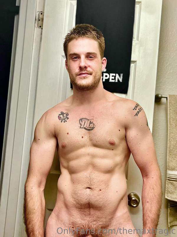 🥵 crazy workout today. 2 hours of cardio and 1 hour of weigh..