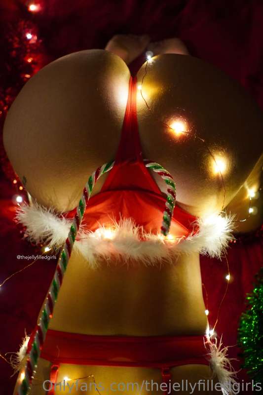 And so begins the jolly dump of Christmas photos! Hope you e.. 2